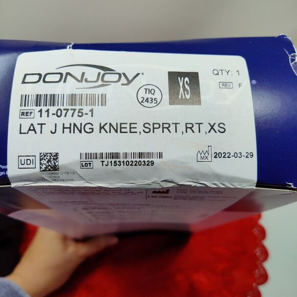 Lat J Hng Knee Support DonJoy X-Small Pull-On 12 to 13 Inch Circumference Right - Picture 6 of 10